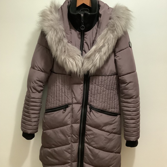 Gigi Mid-Length Parka in Plum - Picture 4 of 5